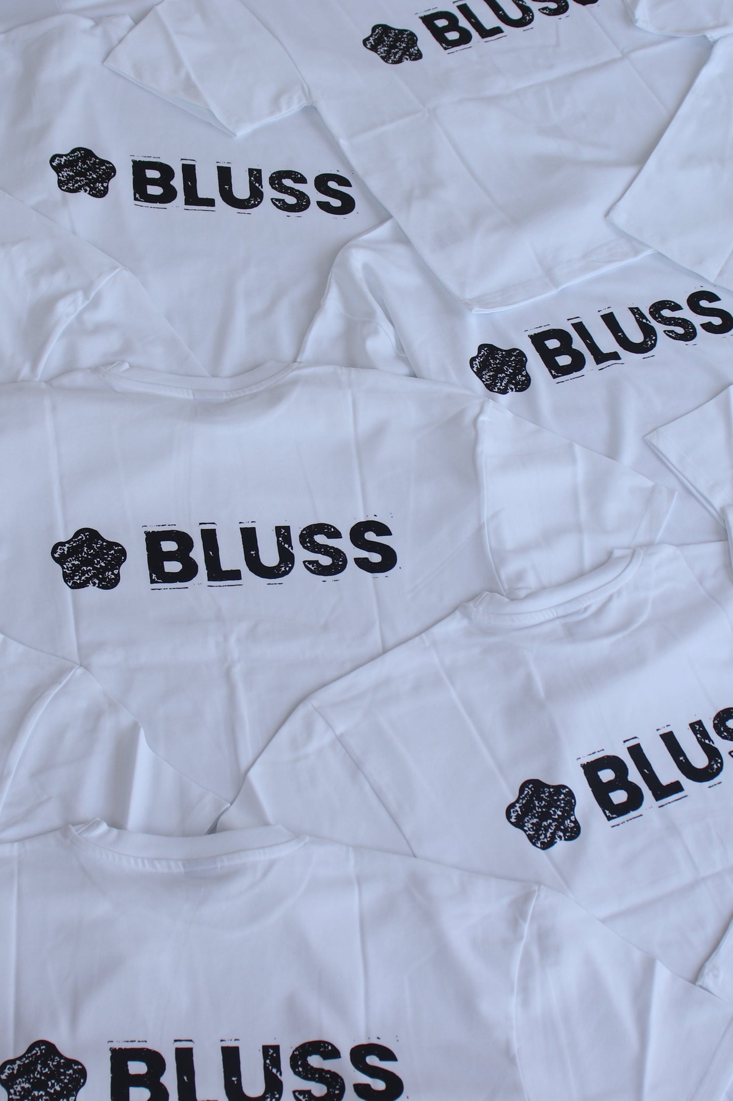 STAMP TEE