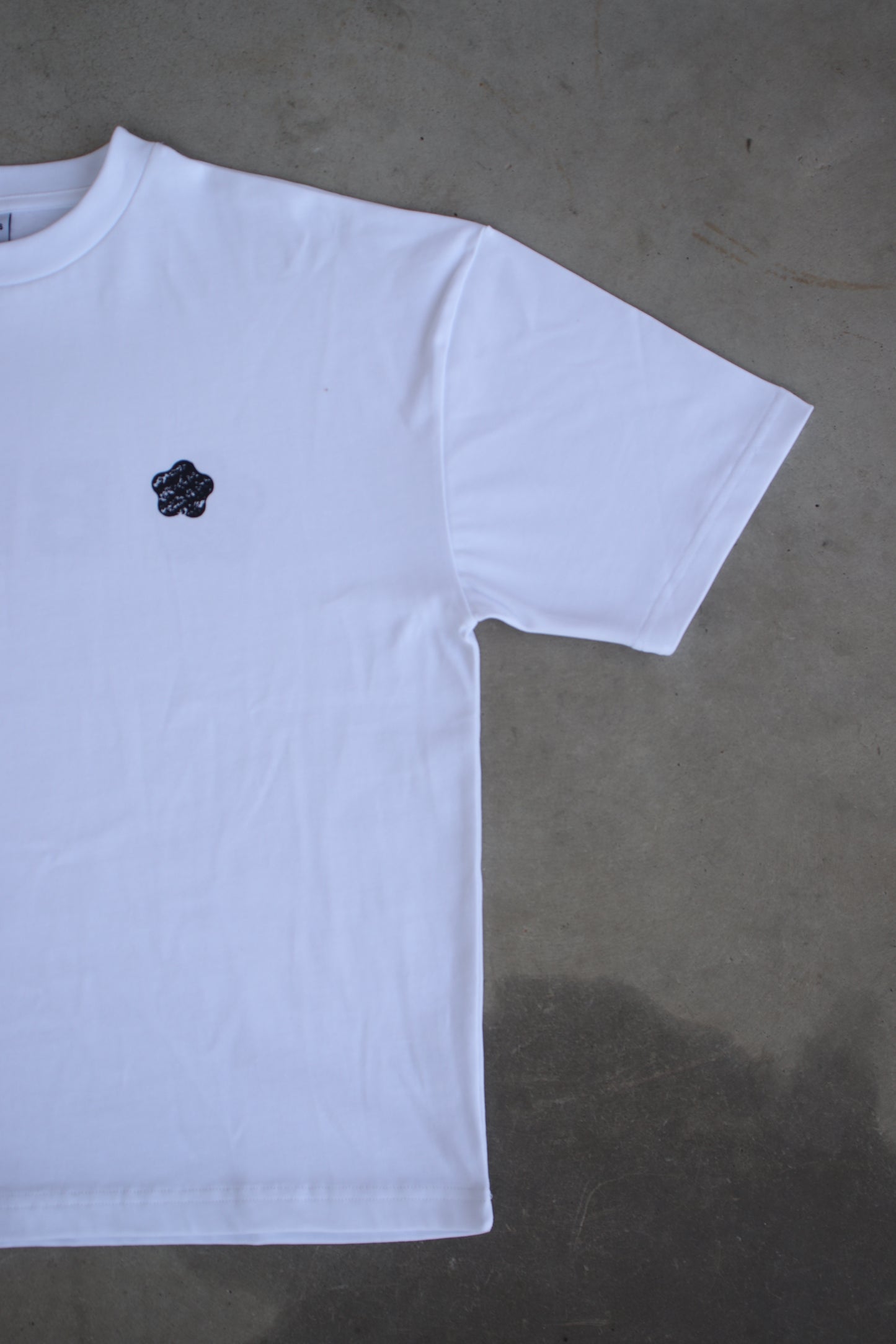 STAMP TEE