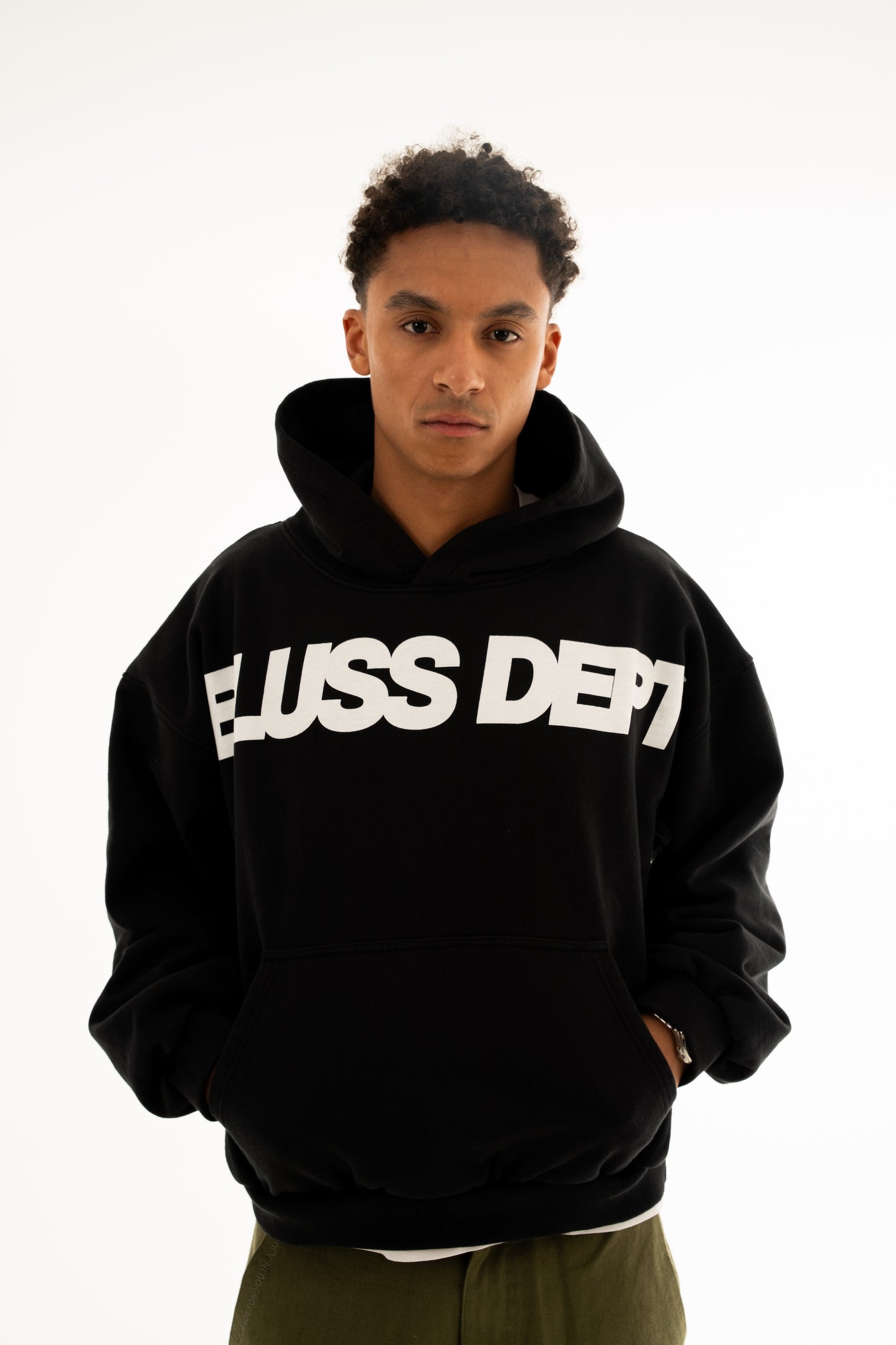 DUSK HOODIE BLACK