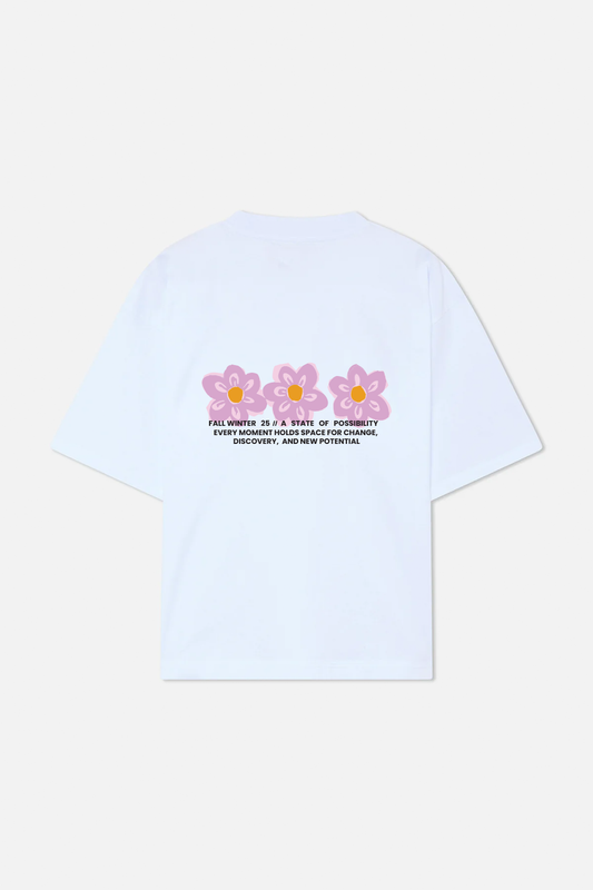 CUTE FLOWER TEE
